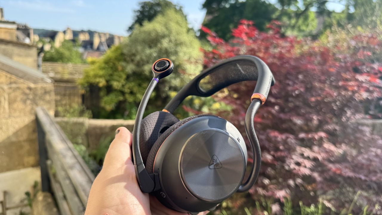 The Turtle Beach Stealth Pro II with mic popping up, from the right hand side, outside