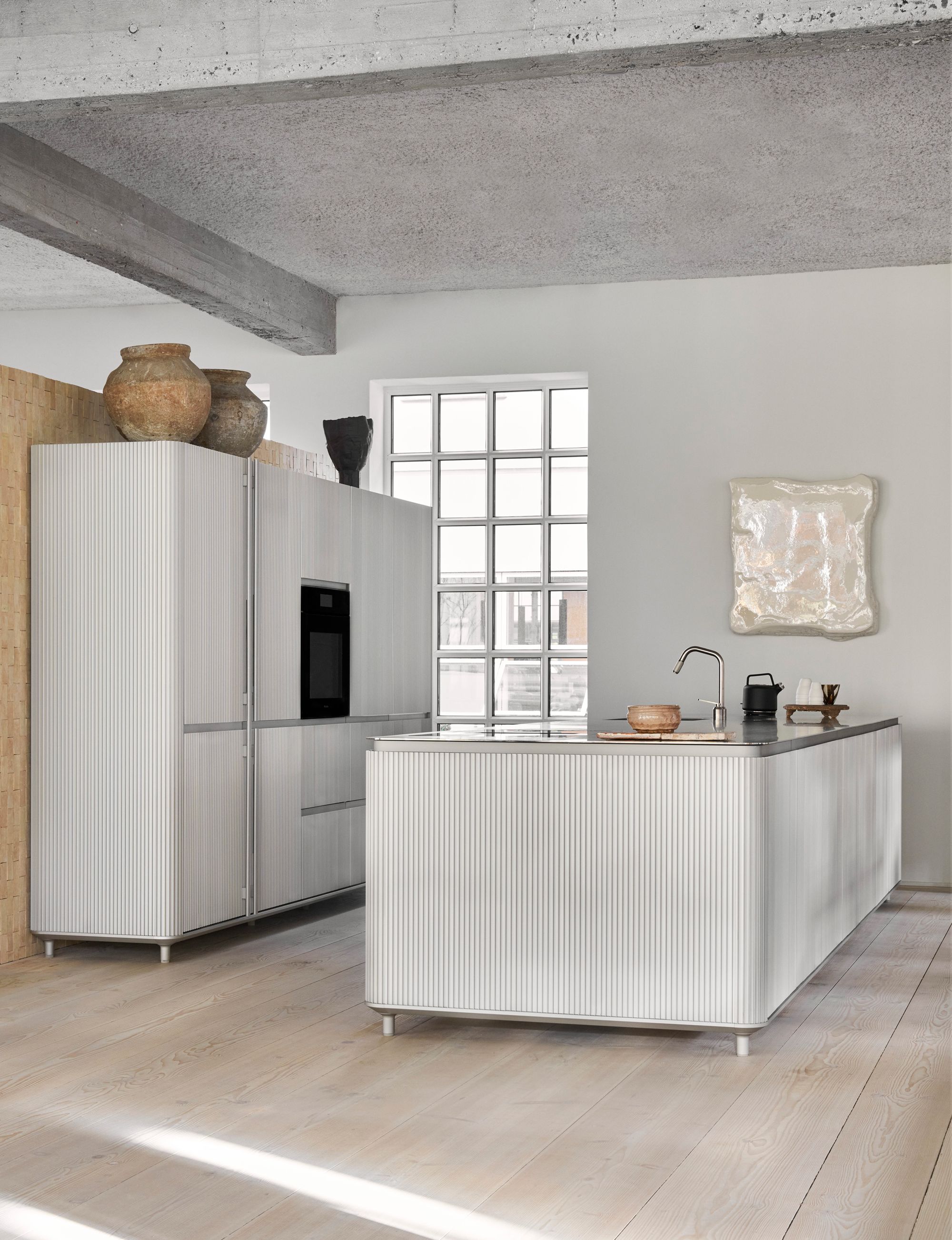 Where to Buy Freestanding Kitchen Units for a More Versatile Layout ...