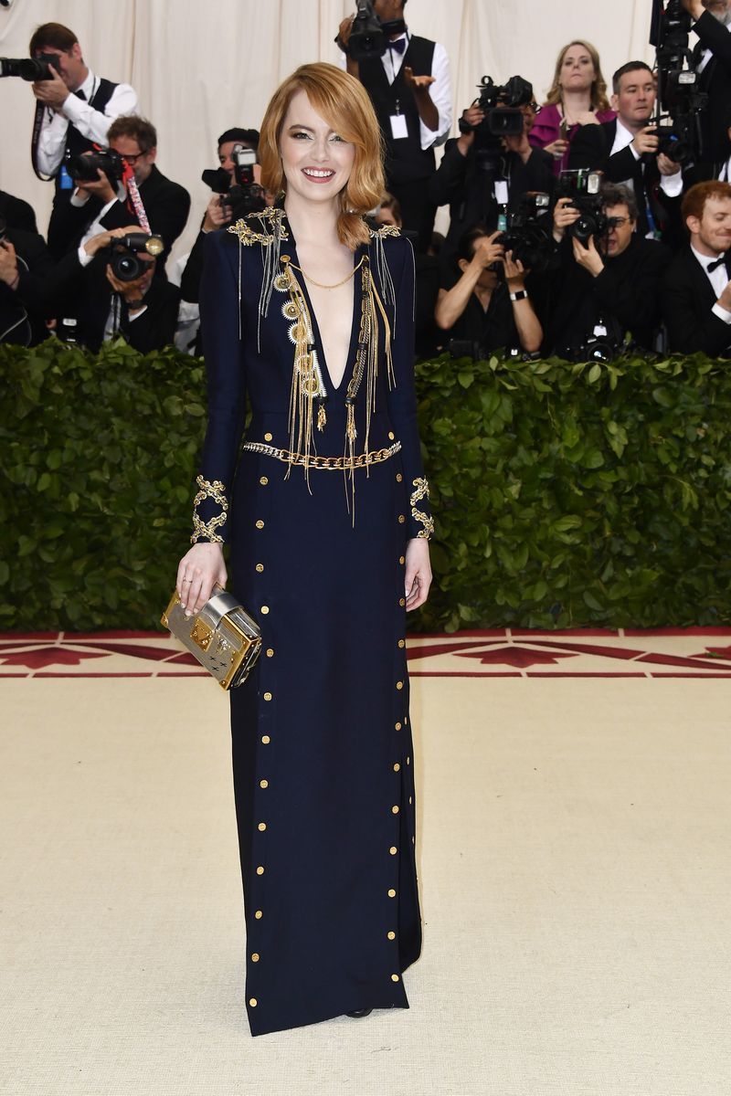 Clothing, Fashion, Dress, Haute couture, Carpet, Event, Flooring, Red carpet, Gown, Formal wear,