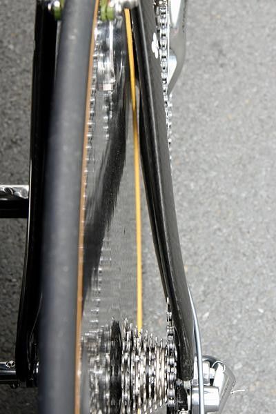 Bladed seatstays.