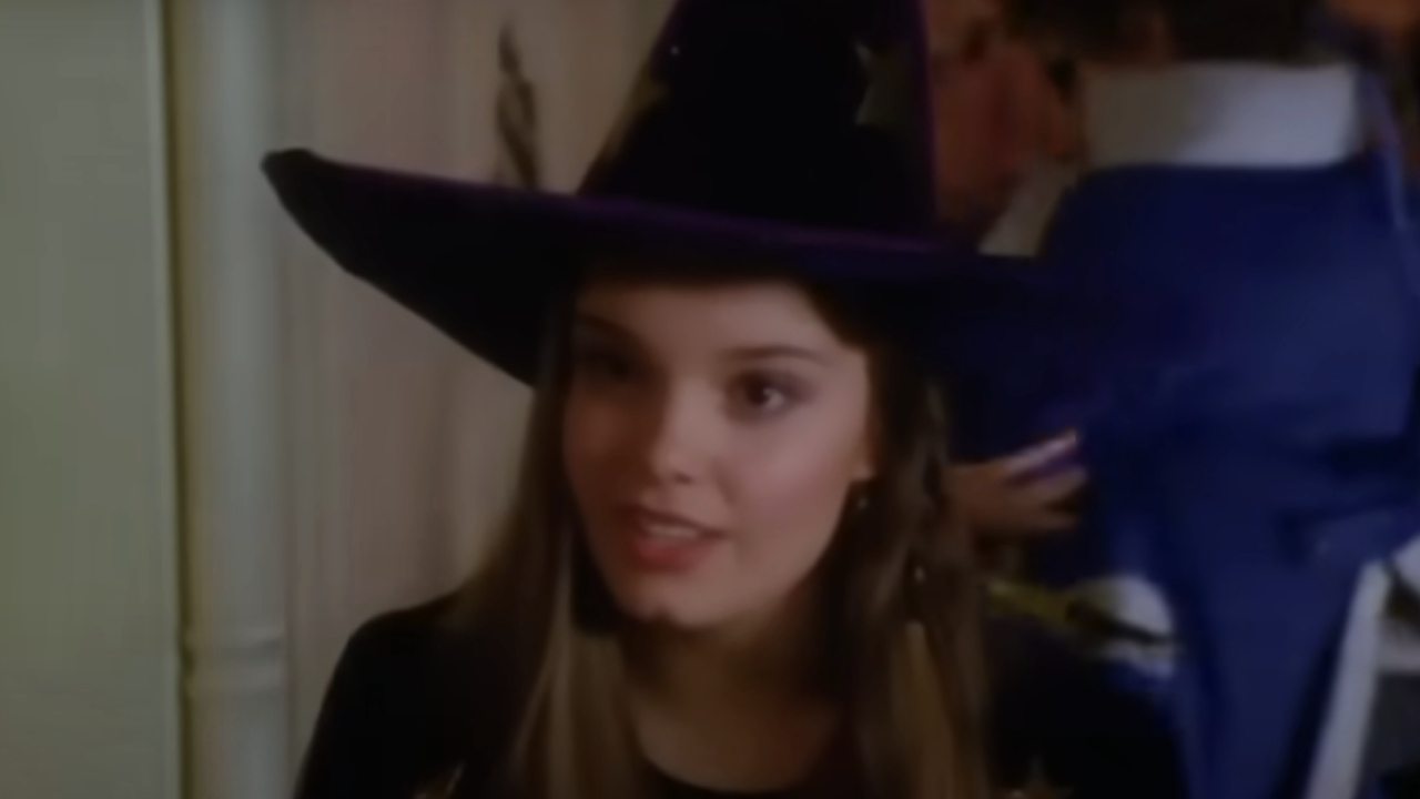 Kimberly J. Brown in Halloweentown II: Kalabar's Revenge