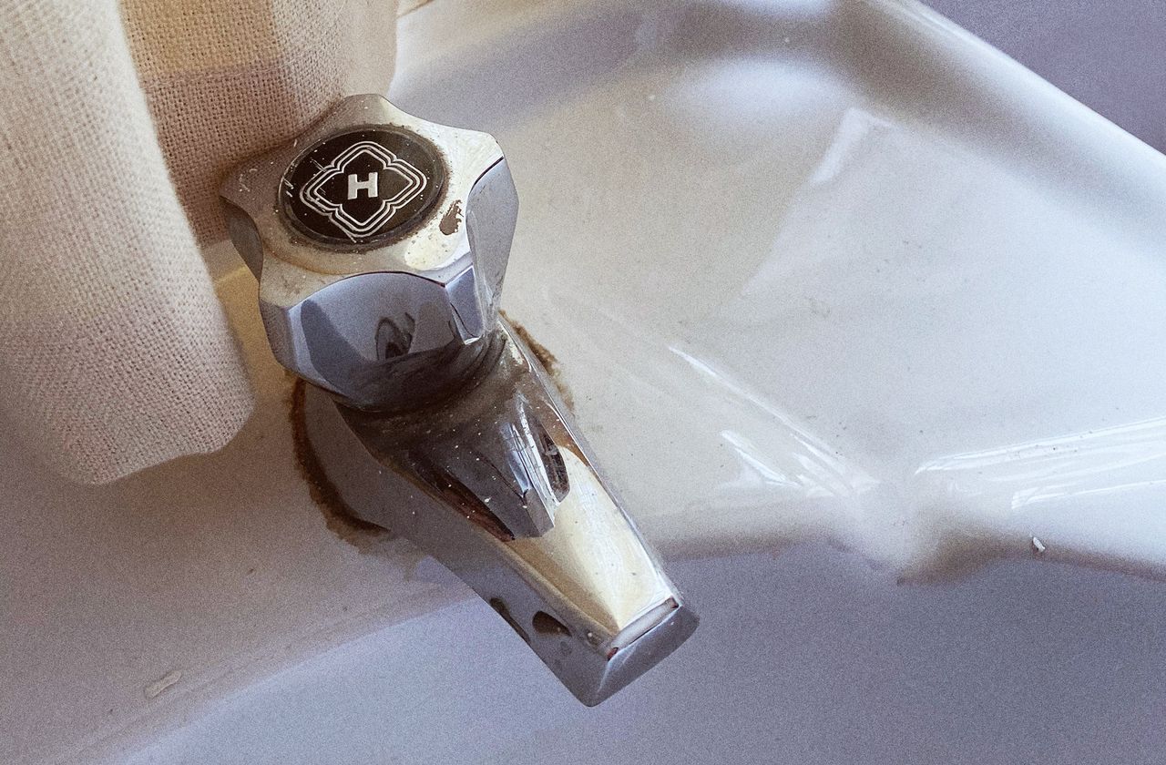 Linder invokes the spirit of Helen Ede at Kettle’s Yard Wallpaper