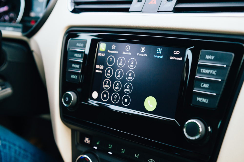 Apple carplay phone dialer screen