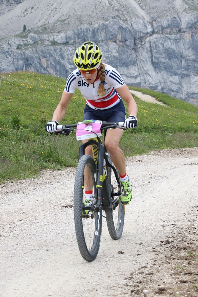 Sally Bigham rides to fifth place