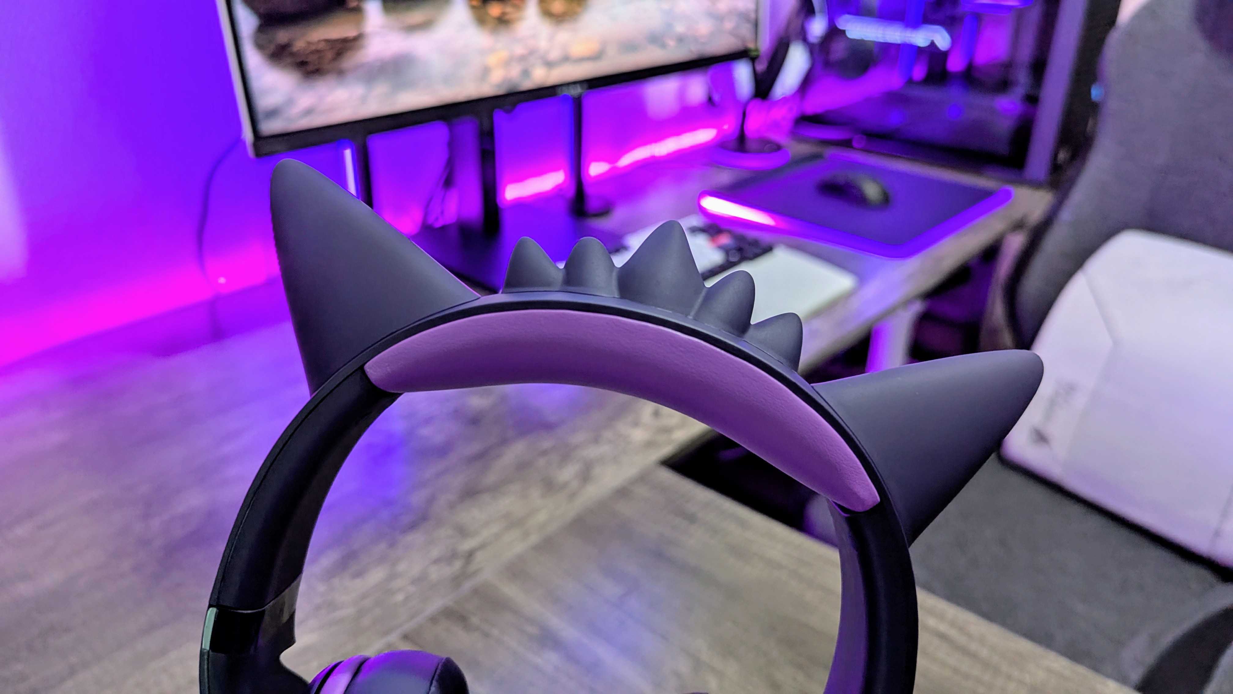 Image of the Razer Kraken Kitty V2 Gengar Edition wired gaming headset.