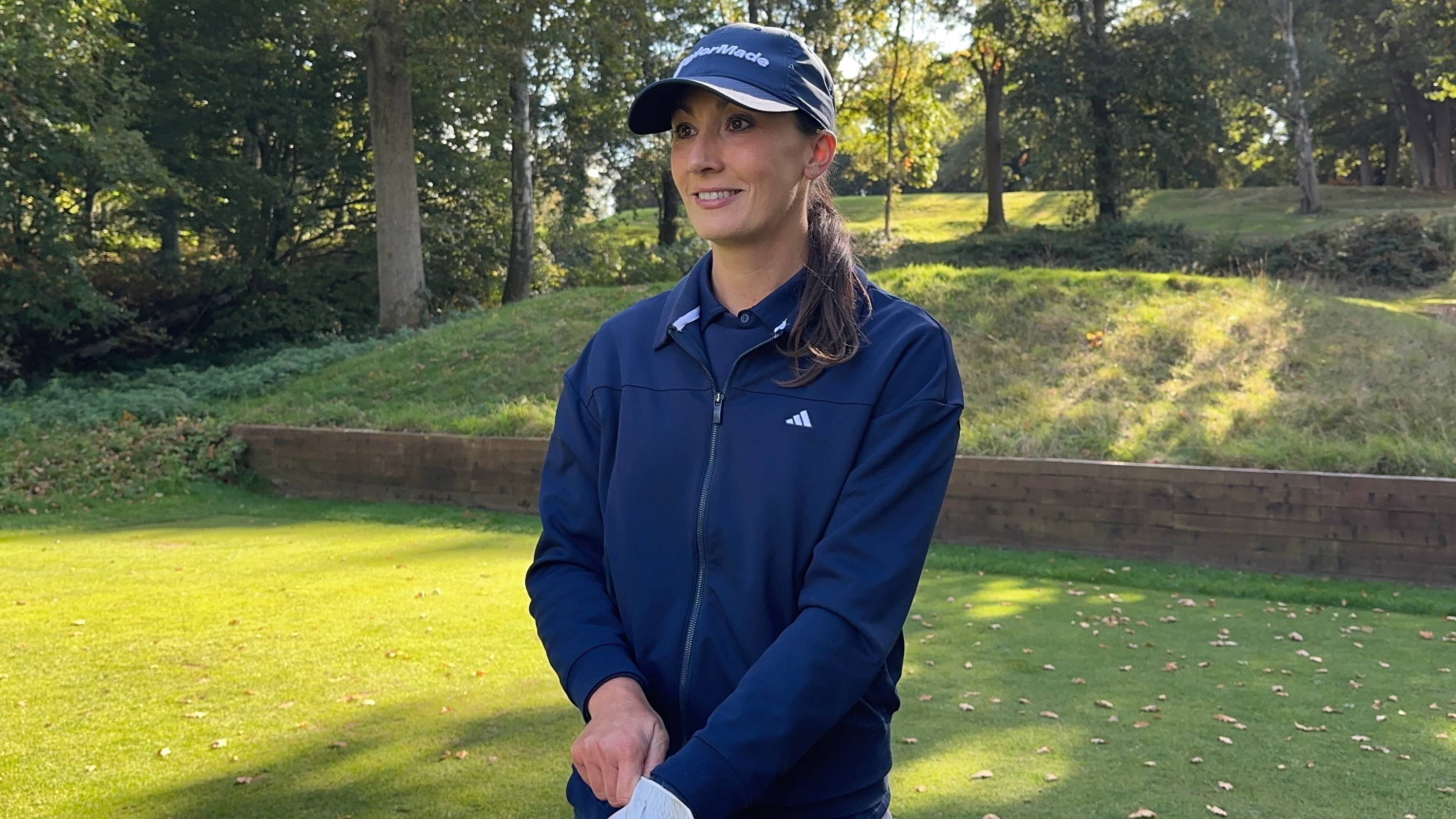 Jess Ratcliffe thinking about her next shot