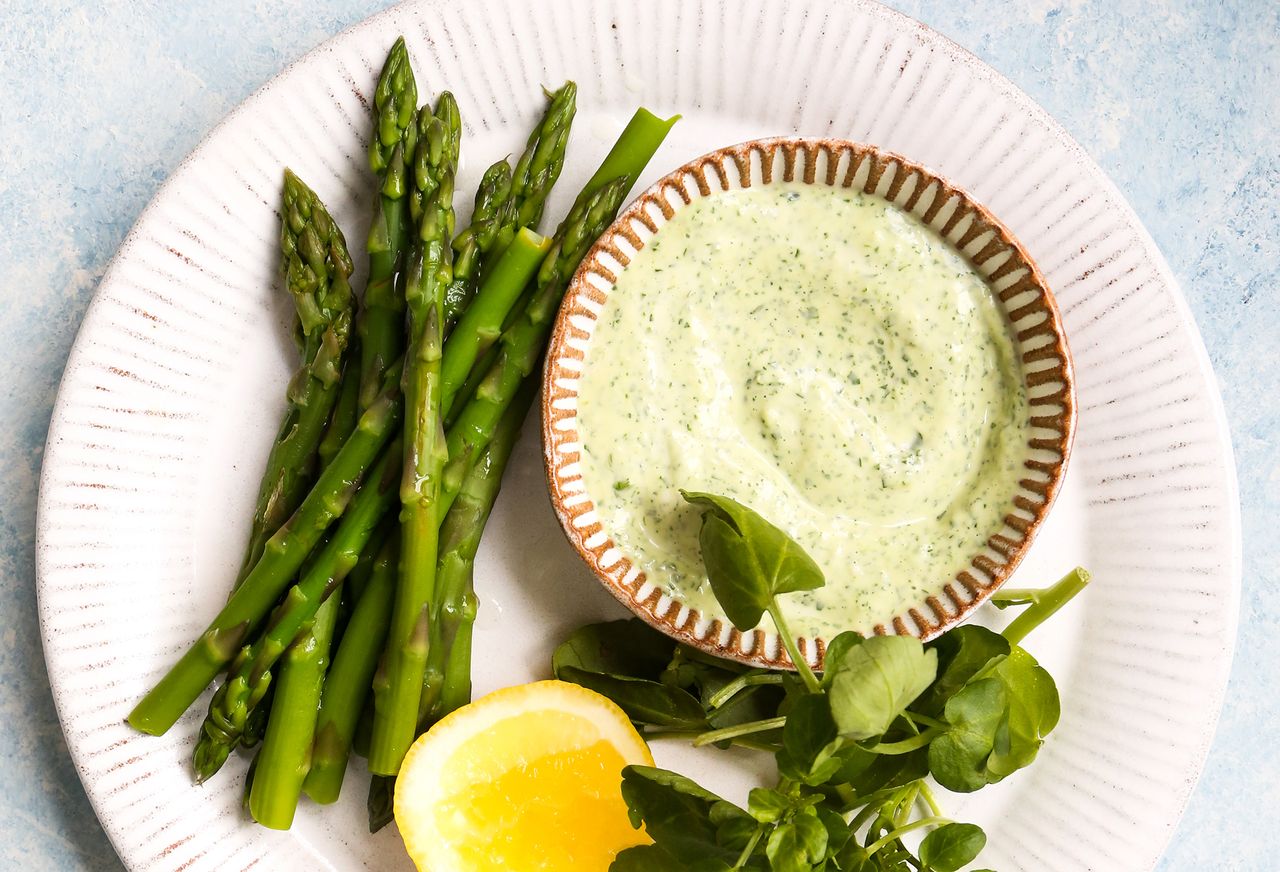 Kitchen Garden Cook &amp;#8211; Watercress &amp;#8211; Asparagus with watercress mayonnaise — hard to imagine anything simpler or more delicious.