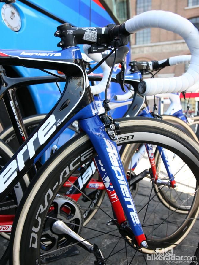 Lapierre's new Aircode fork features direct-mount brakes. FDJ.fr has spliced those on to existing Xelius frames here