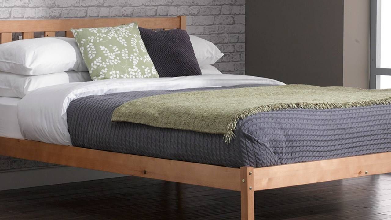 Bed create. Making the bed. Wooden bed. Кровать сон. Кровать в 3д макс.