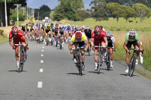 Sprint points were on offer 10km into Stage 3.