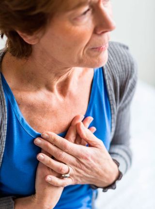 heart-attack-symptoms-in-women