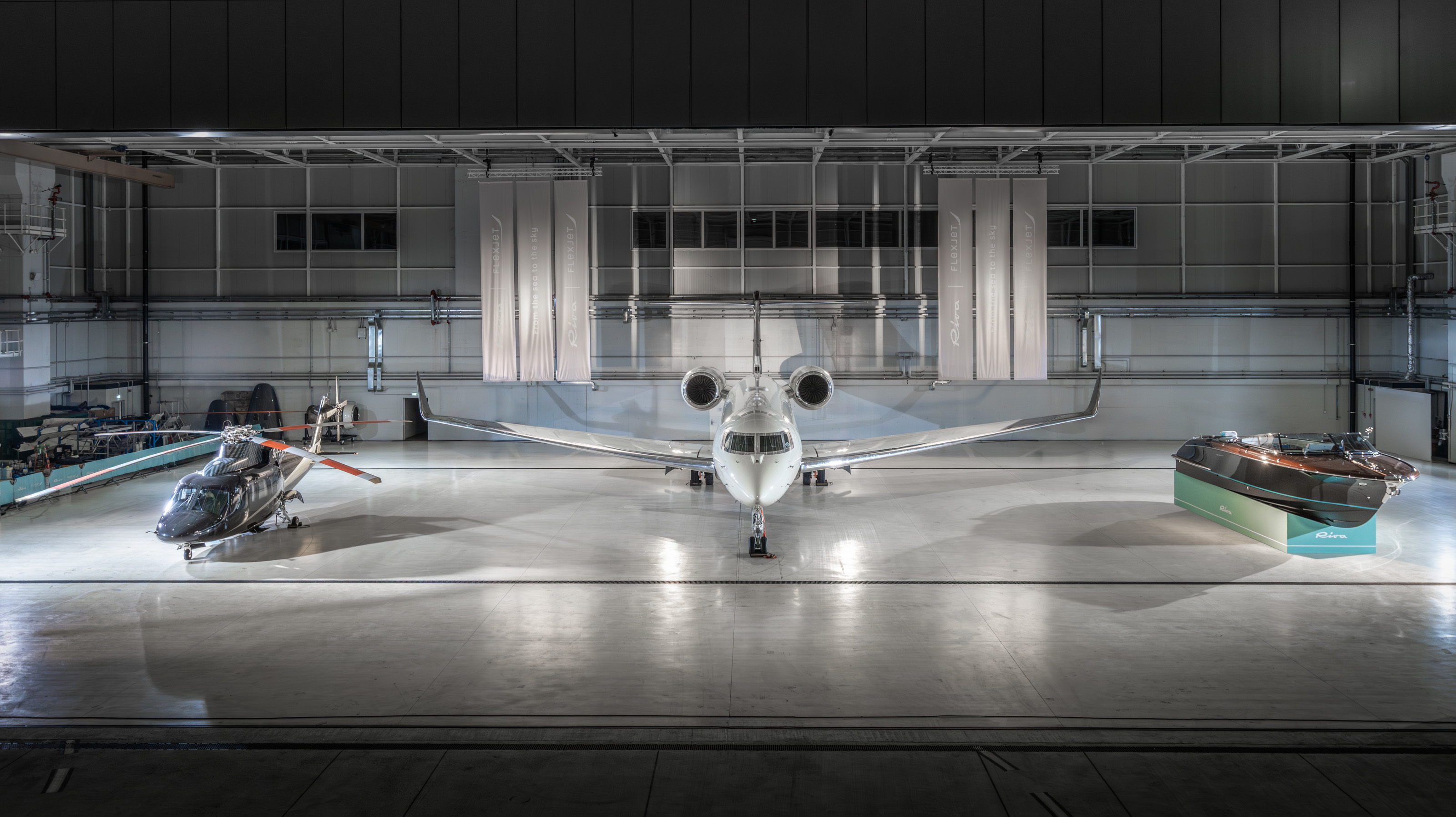 Riva Volare Sikorsky S-76 helicopter and Gulfstream G650 for Flexjet