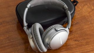 Best Alexa headphones: Bose QuietComfort 35 II