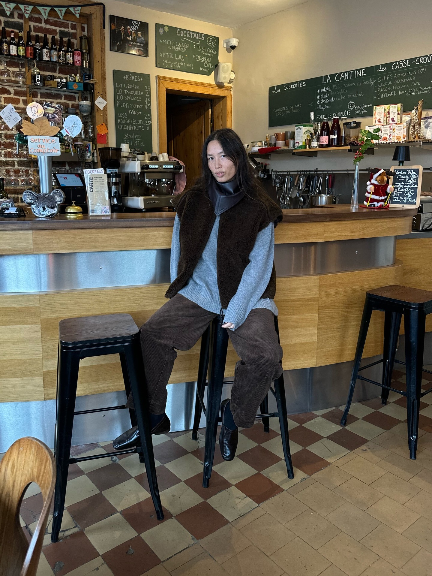 French-girl-anti-jeans-trends-2026