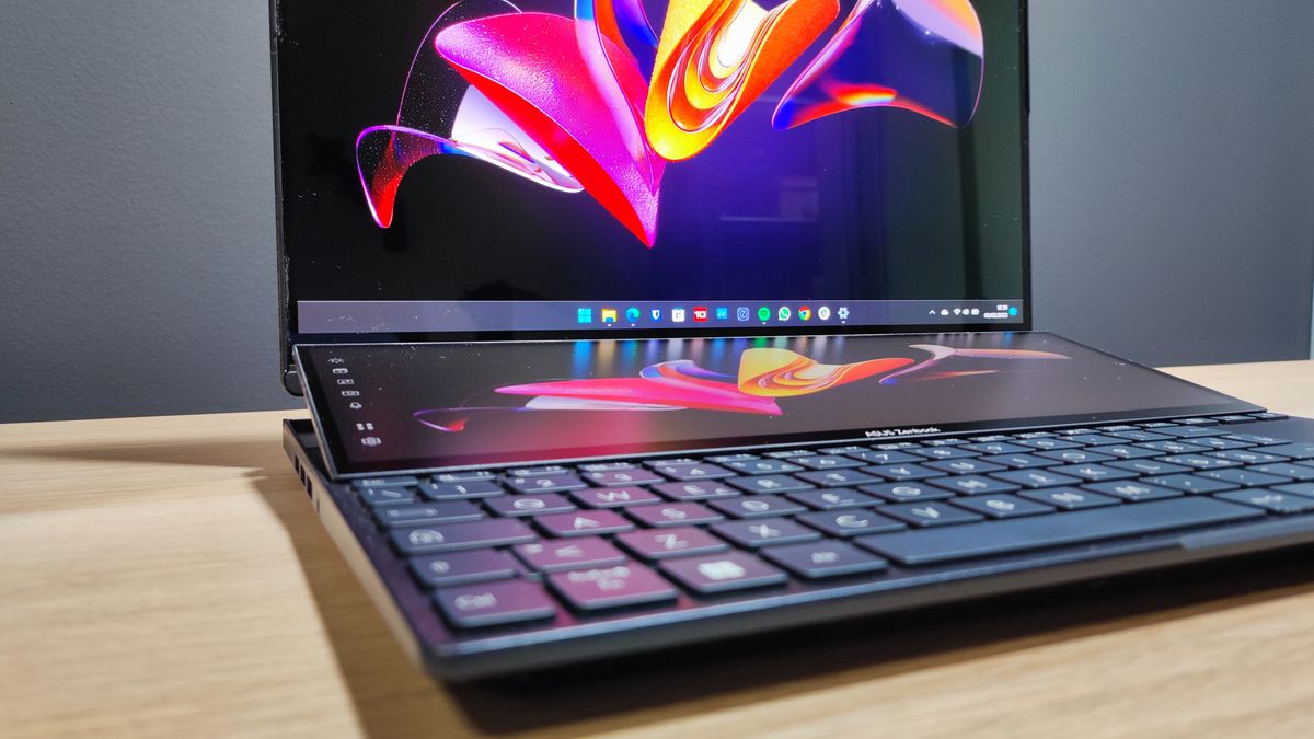 Asus Zenbook Pro 14 Duo OLED (UX8402)