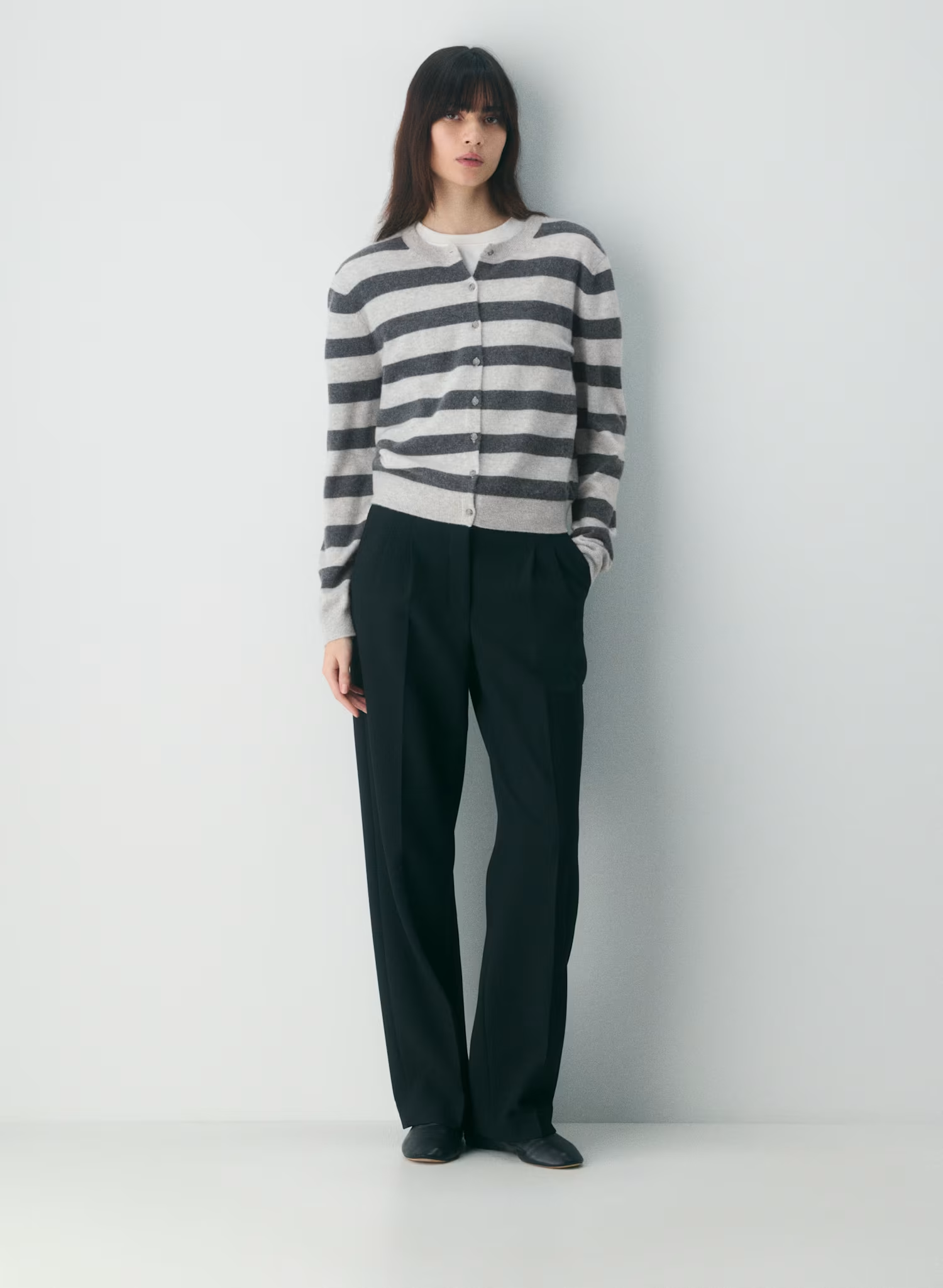 Aritzia, Bare Cashmere Crew Cardigan