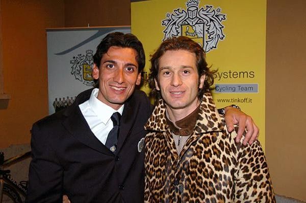 F1 pilot Trulli and Ruggero Marzoli ...Trulli's jacket is not official team gear. Sorry guys, you wont see this in the Cyclingnews shop anytime soon.