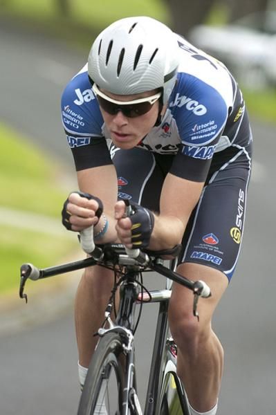 Rohan Dennis (Team Jayco Skins) powers towards victory in the Victoria Open Mens Time Trial Championship and stage four of the 2010 GMHBA Tour of Geelong.