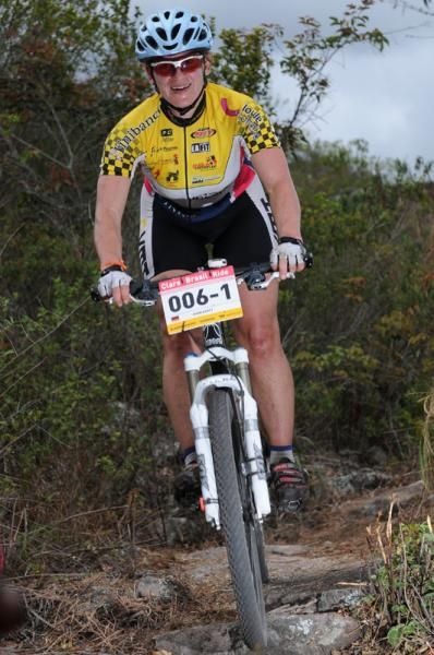 Ivonne Kraft and her partner Celina Carpinteiro lead the women's duo classification.