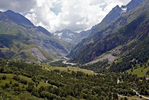The view that the riders will get tomorrow going up the Col du Galibier.