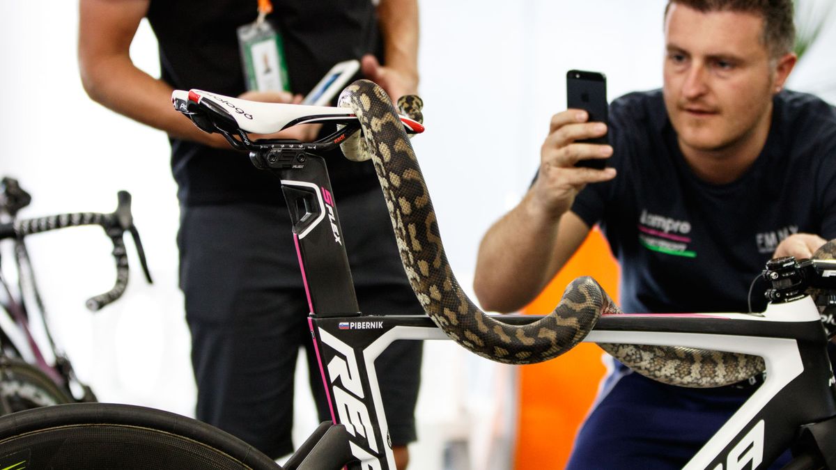 Team Lampre-Merida had the new Merida Ssssss-Flex seatpost in use