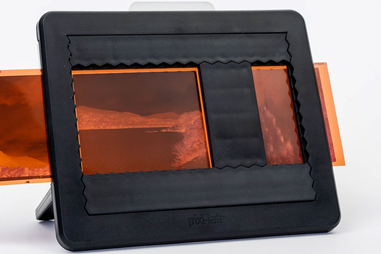 Pixl-lator set up for medium format negatives