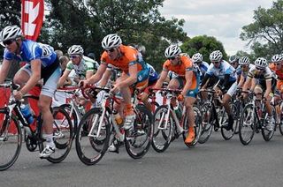 Genesys Wealth Advisers Cycling Team use the Malvern Star Oppy C7 at the Bay Cycling Classic.