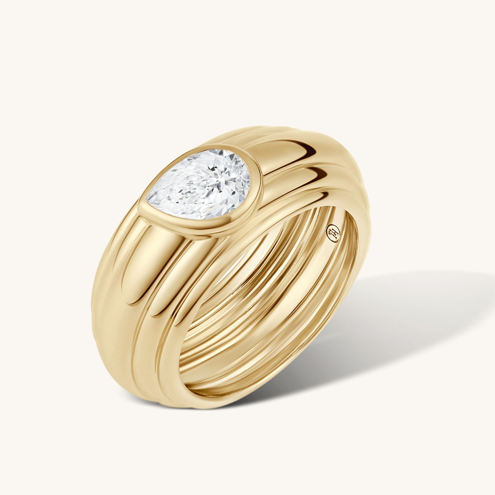 The Gold Zephyr Ring - J