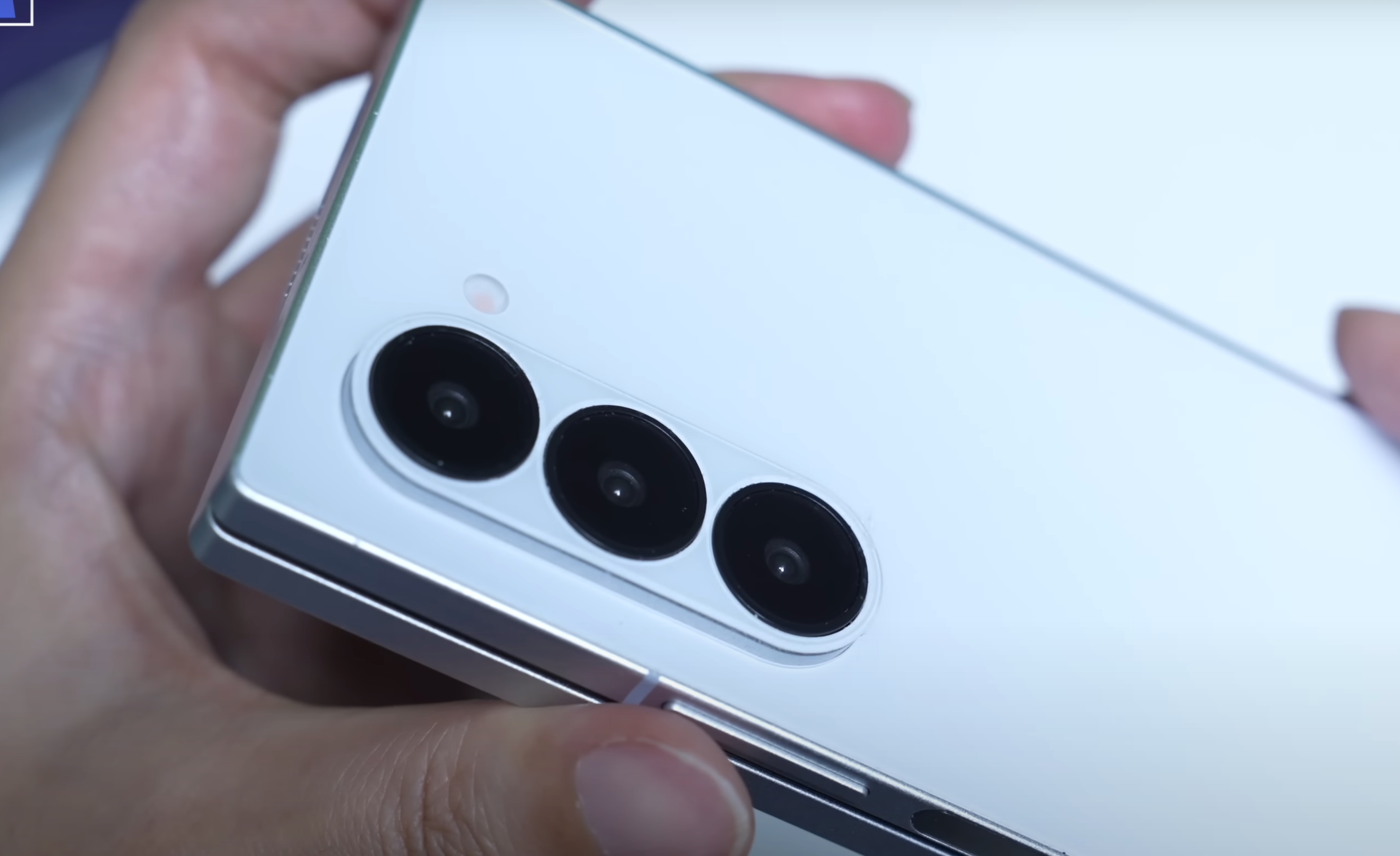 Samsung Galaxy Z Fold 6 camera array