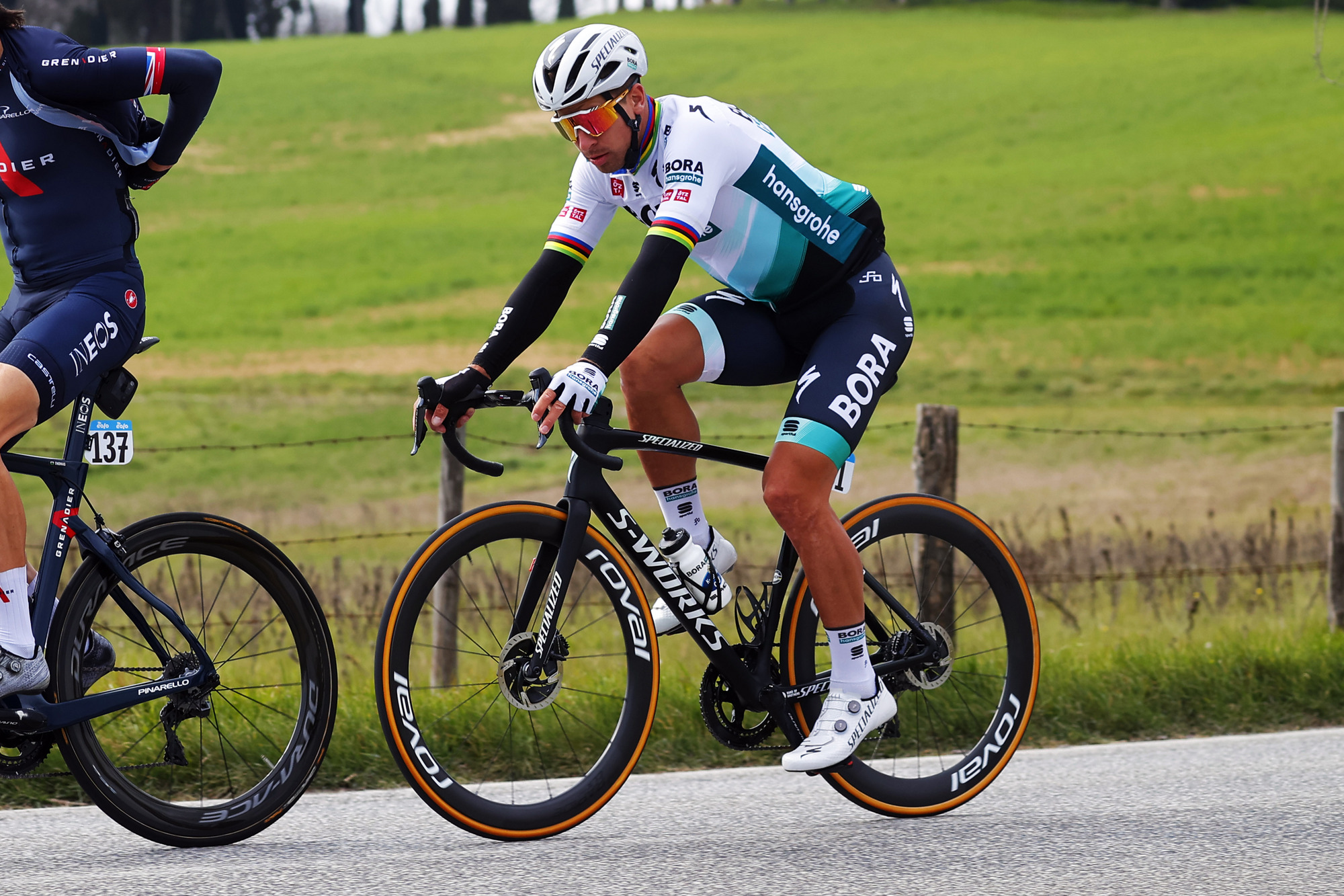 Peter Sagan (Bora-Hansgrohe) suffered on the climb to the finish