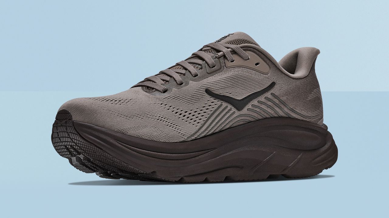 HOKA Clifton 11