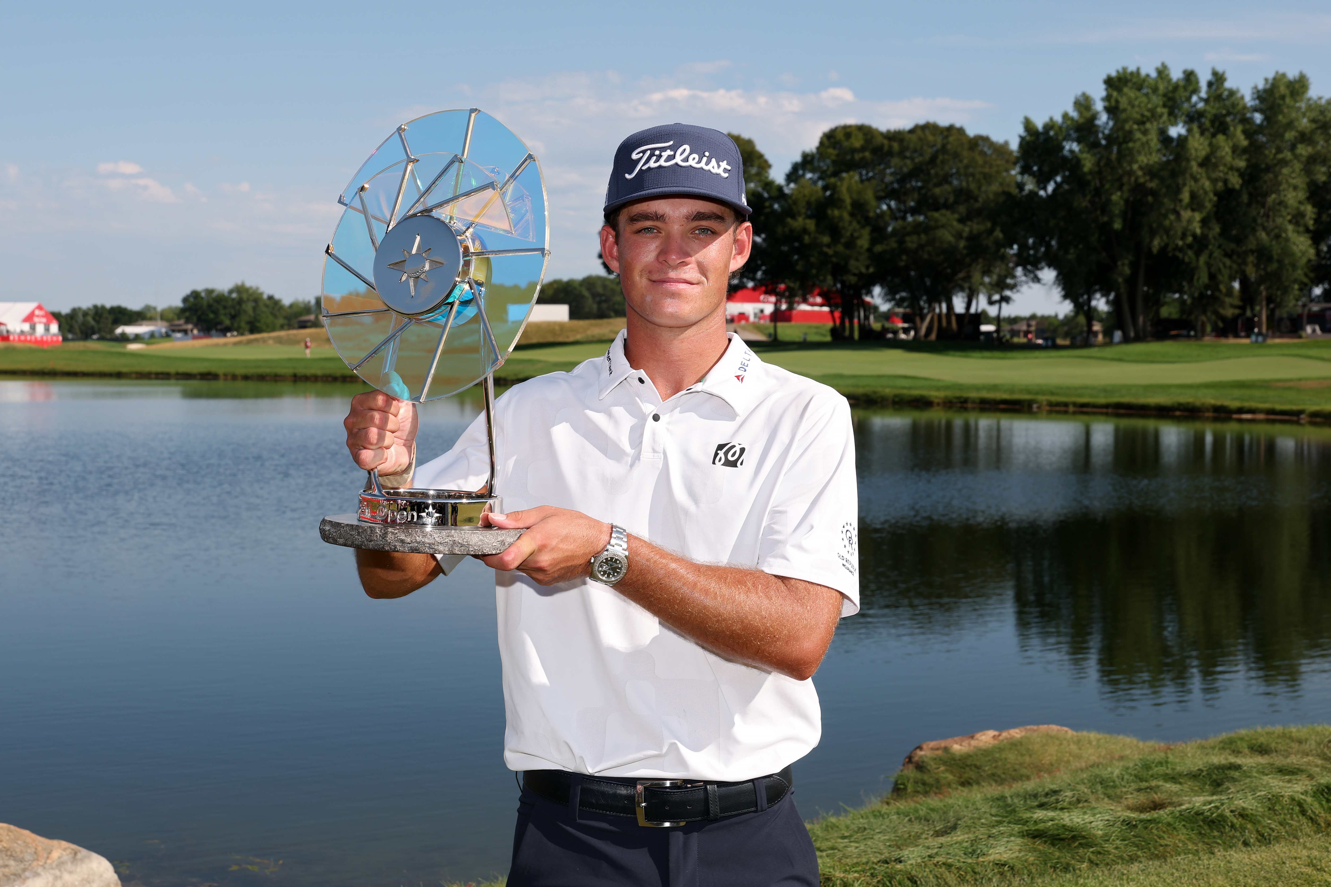 Jackson Koivun of the United States poses with the Elemental Swing trophy after winning the 3M Open 2026 at TPC Twin Cities (Photo by David Berding/Getty Images)