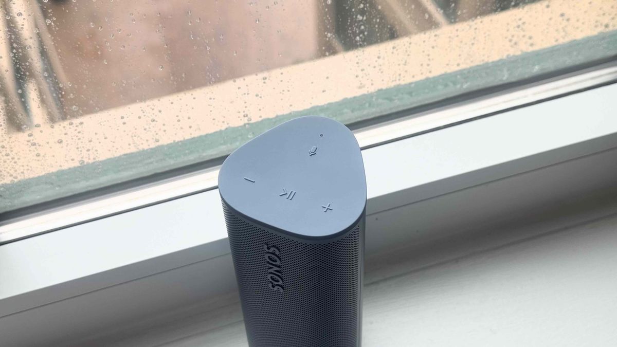Sonos Roam 2 top controls