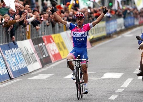 Third time lucky for Lampre's diminuitive rider Damiano Cunego