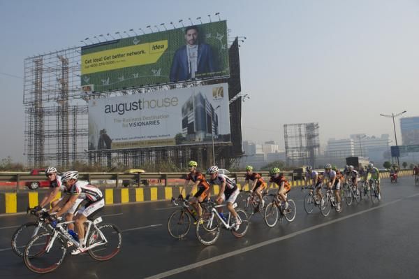 The lead group