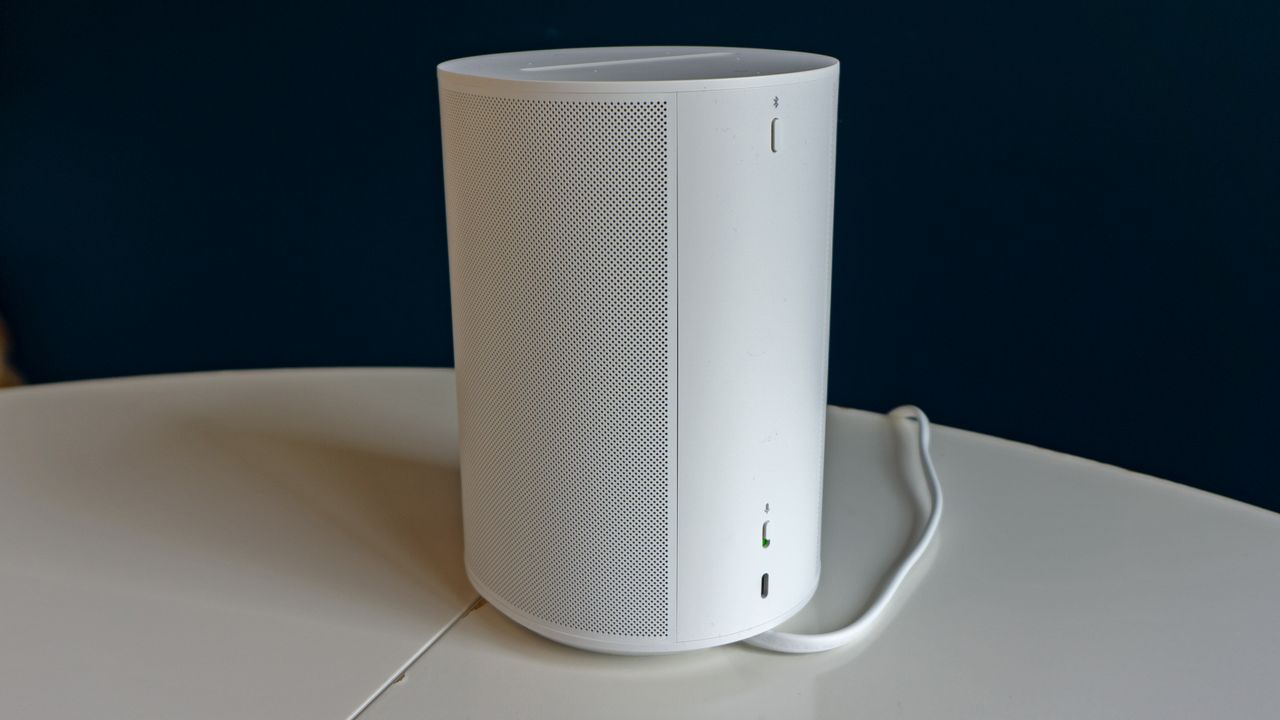 Sonos Era 100 on white table