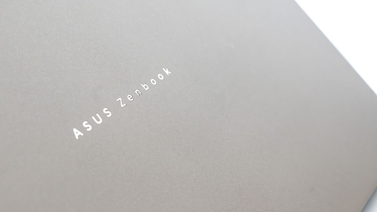 Asus ZenBook A16