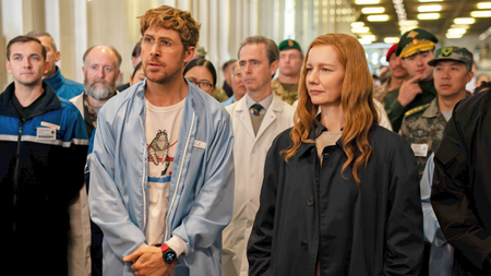 (L-R) Ryan Gosling and Sandra H&uuml;ller in "Project Hail Mary" (2026)