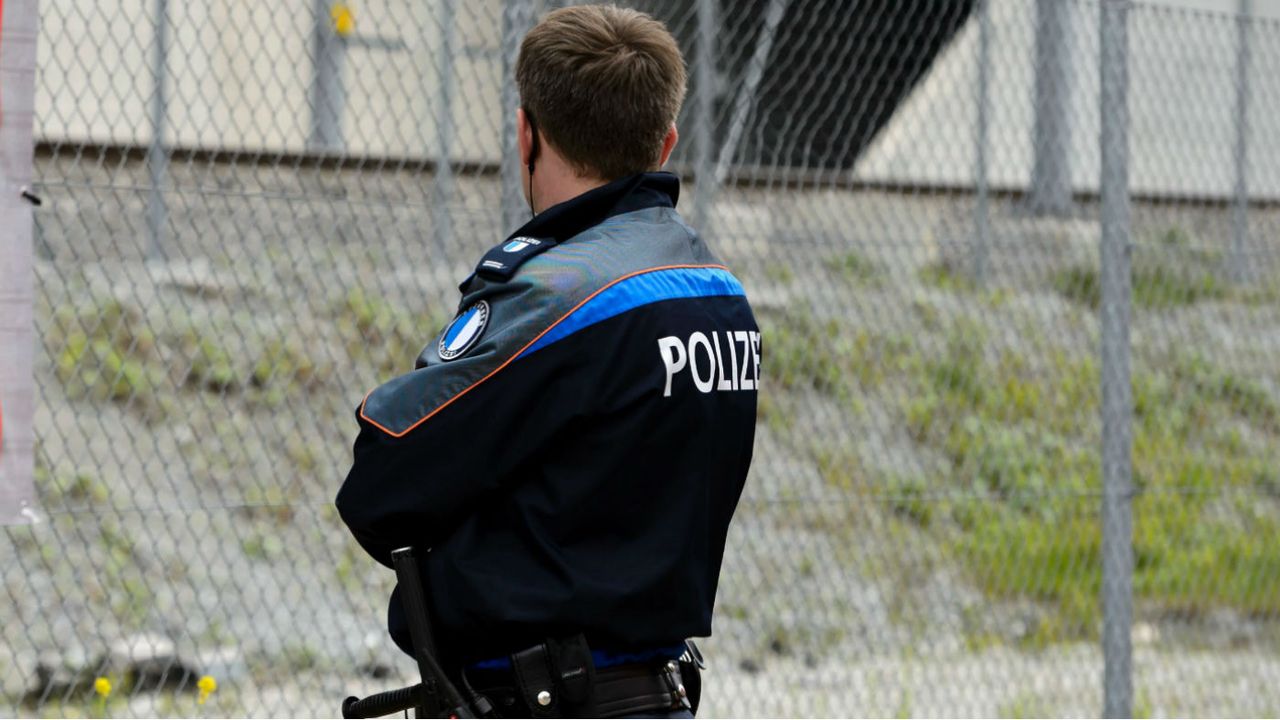 Swiss police