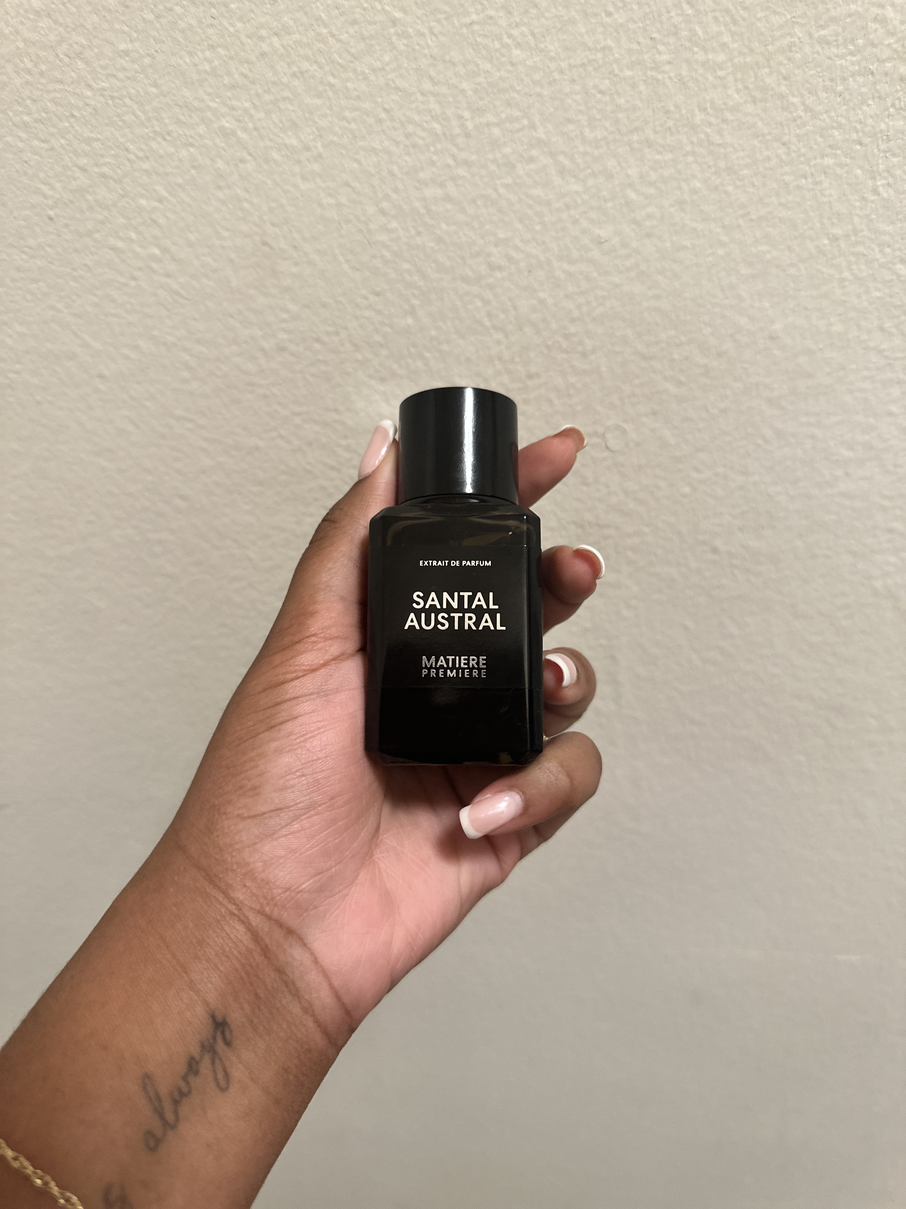 Ariel Baker testing Matiere Premiere Santal Astral perfume.