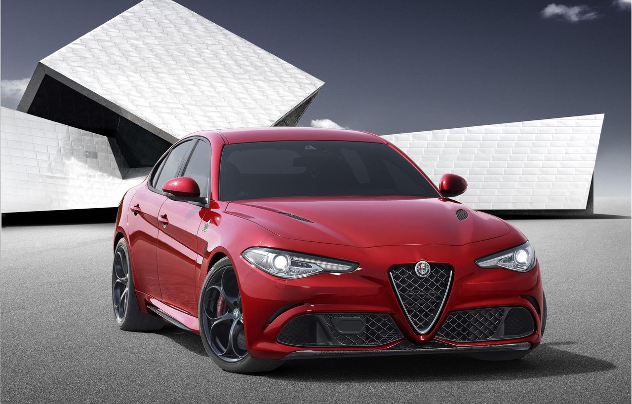Alfa Romeo Giulia.jpg