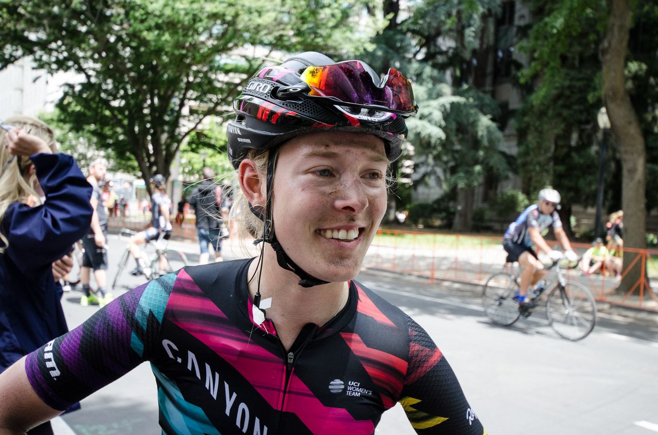 Hannah Barnes (Canyon/SRAM) shows the dust from todays roads