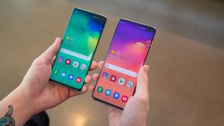 Samsung Galaxy S10 and S10+ held side by side