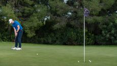 How To Putt On Fast Greens: Ben Emerson demonstrating a simple drill for putting on fast greens