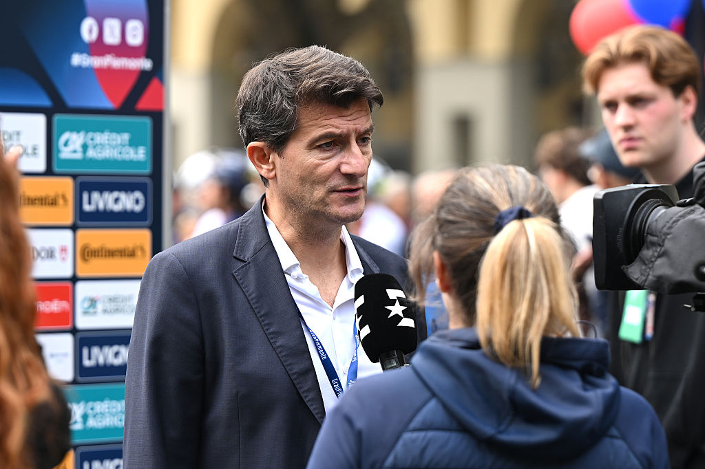 Luca Guercilena speaks to media before Gran Piemonte