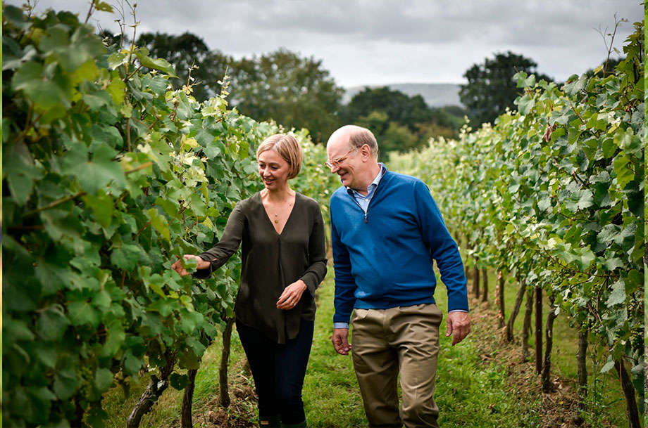 Eric Heerema (right) and Cherie Spriggs in the vineyard of Nyetimber.