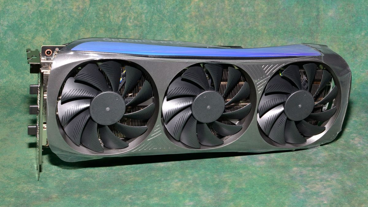 Zotac RTX 4070 Ti &mdash; Spider-Man: Across the Spider-Verse edition