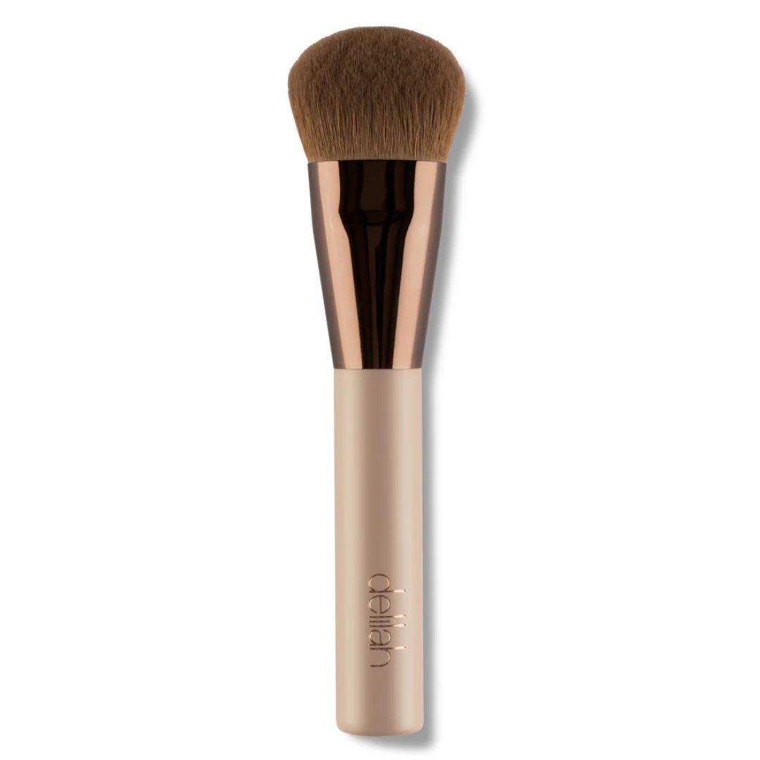 delilah Complexion Brush