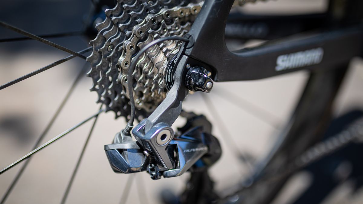 Luke Rowe's Pinarello Dogma F12 XLight