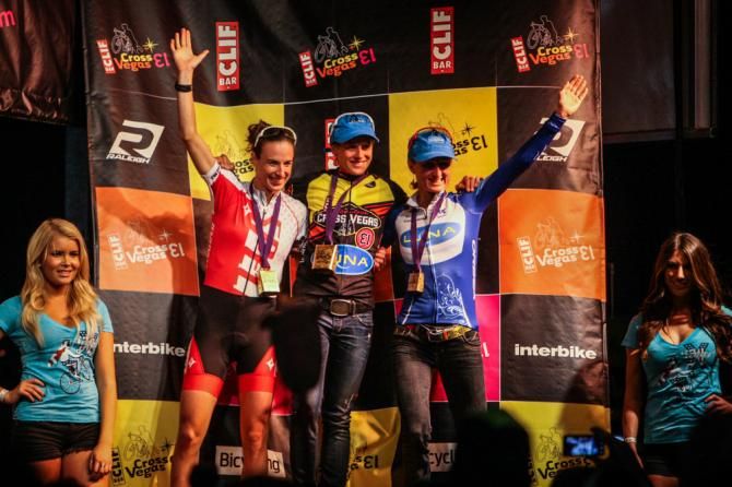 Katerina Nash (Luna) beat Lea Davison (Specialized) and Catharine Pendrel (Luna) at CrossVegas 2013.